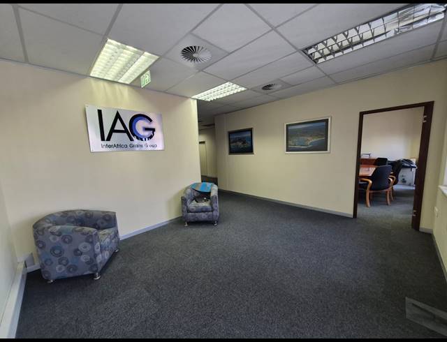 226M² OFFICE FOR SALE IN LITTLE FALLS
